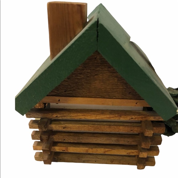 Handmade Log Cabin “Into The Woods” Birdhouse. Never Used - Picture 4 of 10